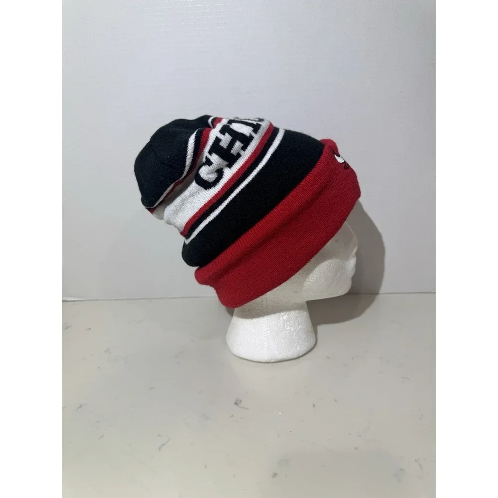 CHICAGO BULLS KNIT BEANIE HAT CUFFED NEW ERA WINDY CITY‎ NBA